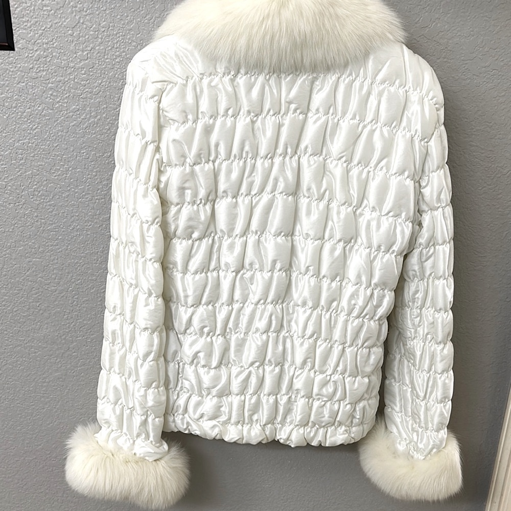 Dino Gaspari pristine ruched puffer jacket detachable fur collar, cuffs, lining. - Picture 4 of 10